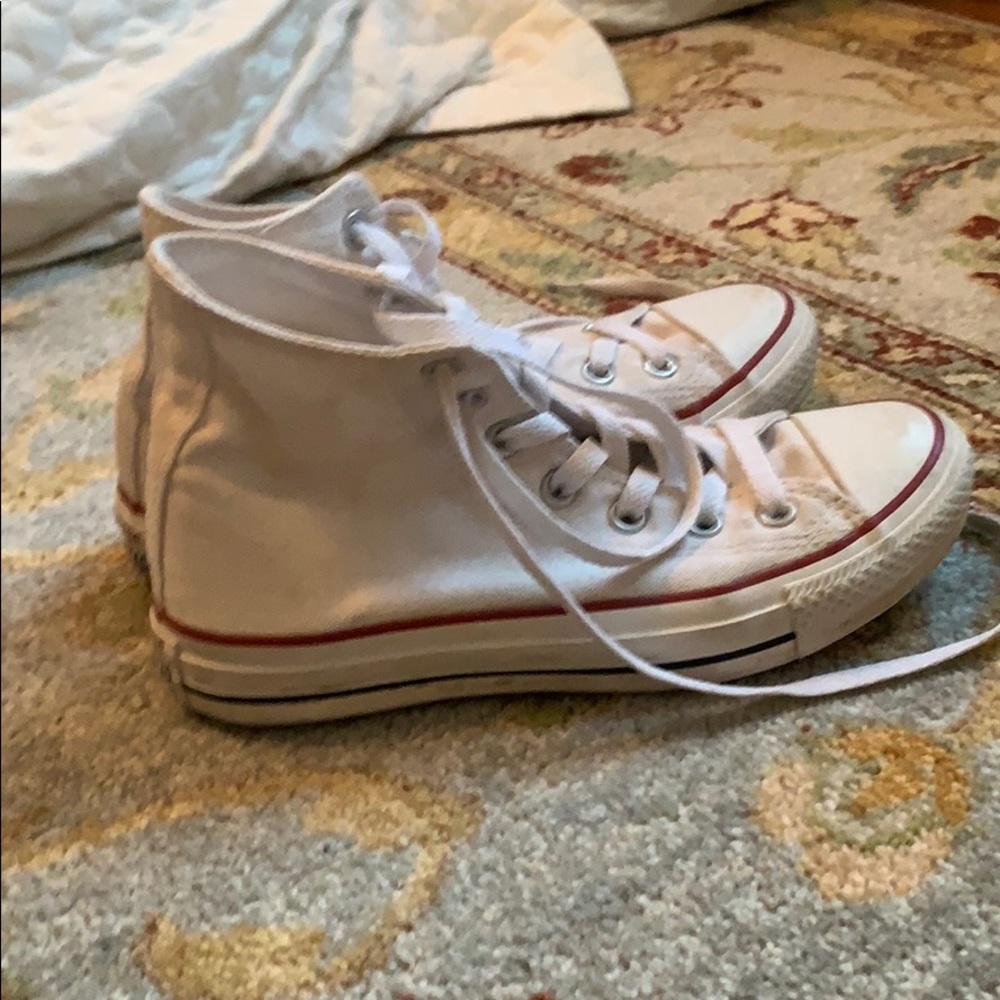 white converse chuck taylor allstar hightops